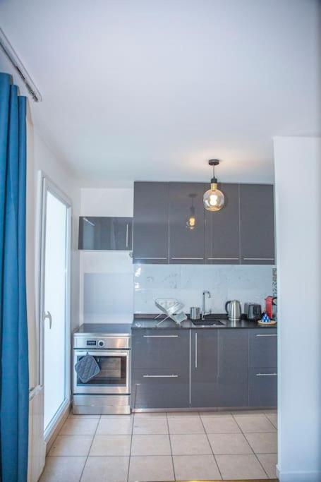 Grand 2 Pieces Balcon Parking Porte Paris Aubervilliers Esterno foto