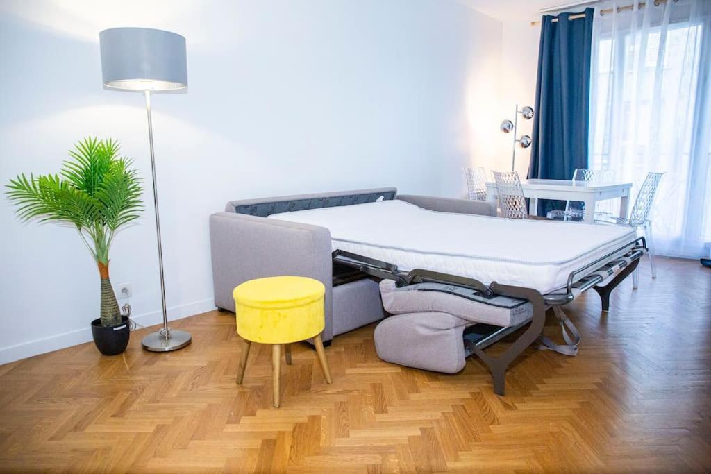 Grand 2 Pieces Balcon Parking Porte Paris Aubervilliers Esterno foto
